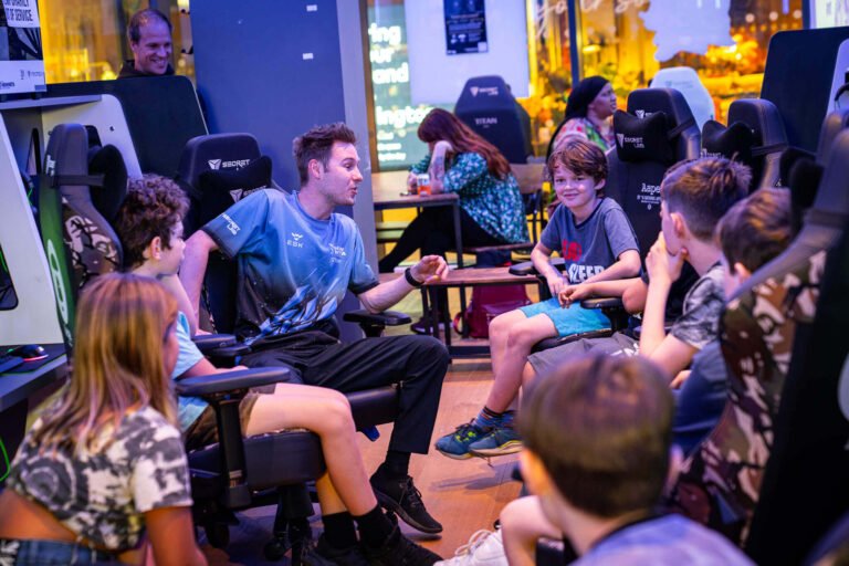 The Best Competitive Games to Play with Your Friends! - New Meta Gaming ...